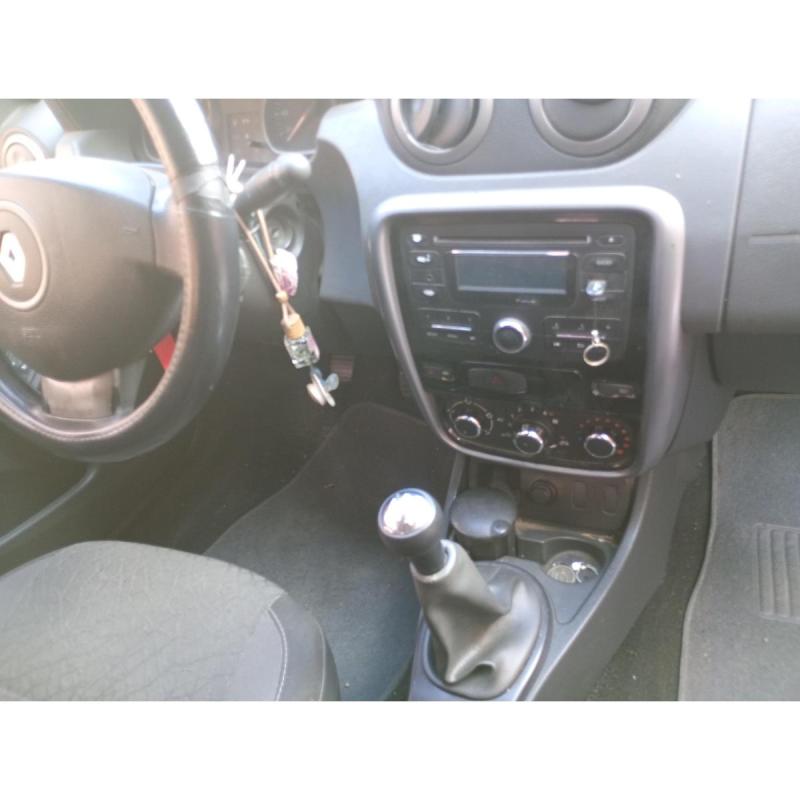 Vendo Renault duster modelo 2013 confort plus 4x2 1.6 - 9