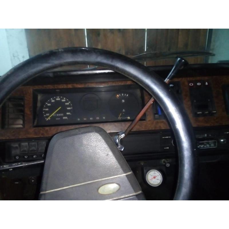 VENDO Ford Falcon ´83 Guía Deluxe - 3