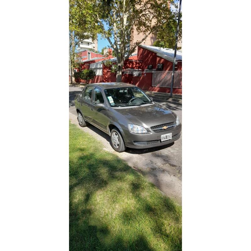 Vendo Corsa Classic 4p Ls Motor 1.4 Nafta, Titular, Unico DueÑo - 2