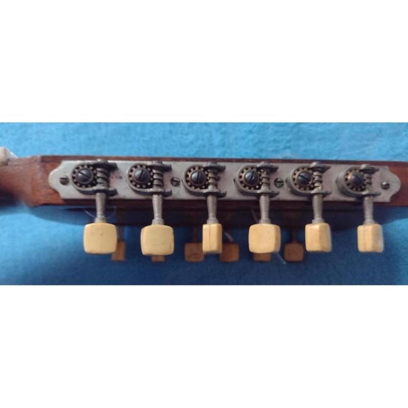 Guitarra Genaro Alliegro de 1973 - 4