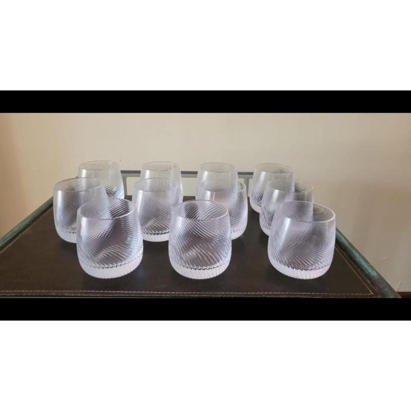 12 vasos chicos de cristal