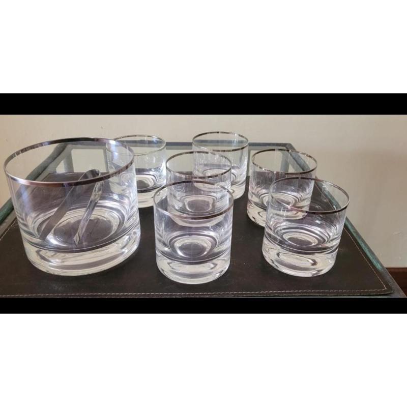 6 vasos de cristal, hielera y pinza