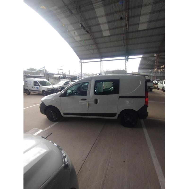 Vendo Renault Kangoo Confort 1.6 - 12