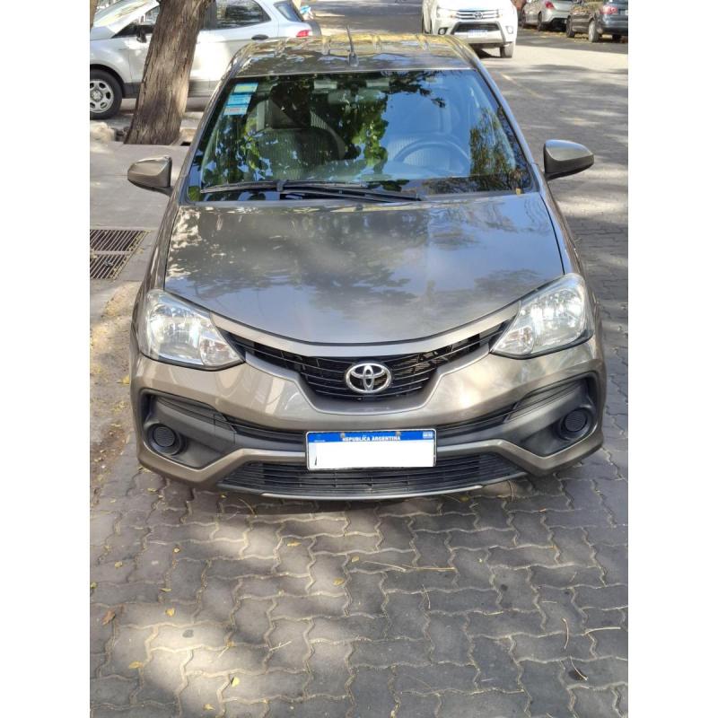 2019 Toyota etios 1.5 4ptas x 6mt (l18) - NO PERMUTO