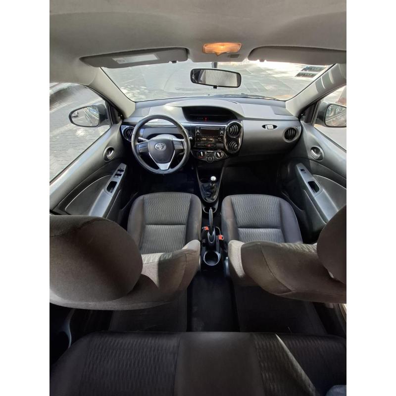 2019 Toyota etios 1.5 4ptas x 6mt (l18) - NO PERMUTO - 5/5