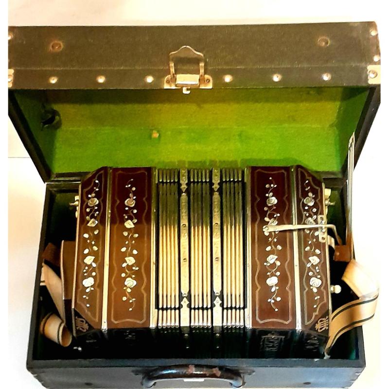Antiguo Bandoneon C.B.Arnold 1929