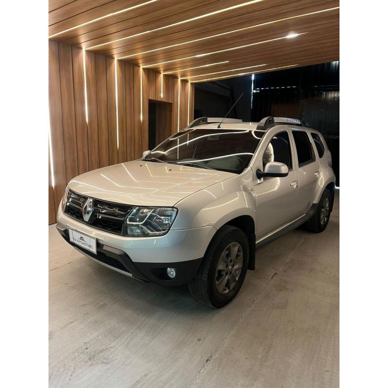 Duster 2.0 Privilege 70.000km - 3