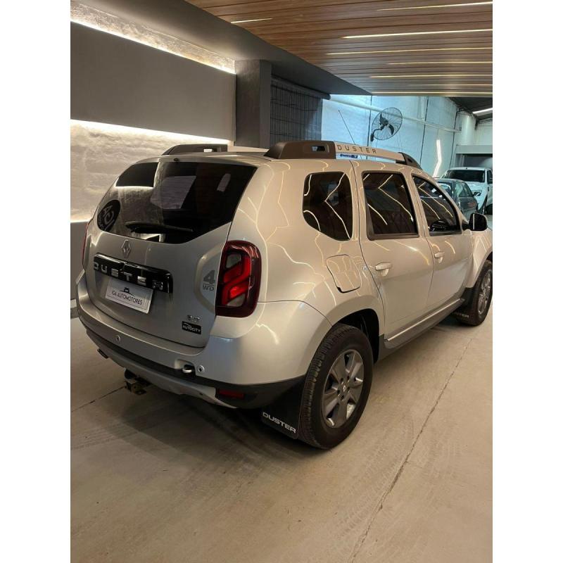 Duster 2.0 Privilege 70.000km - 5