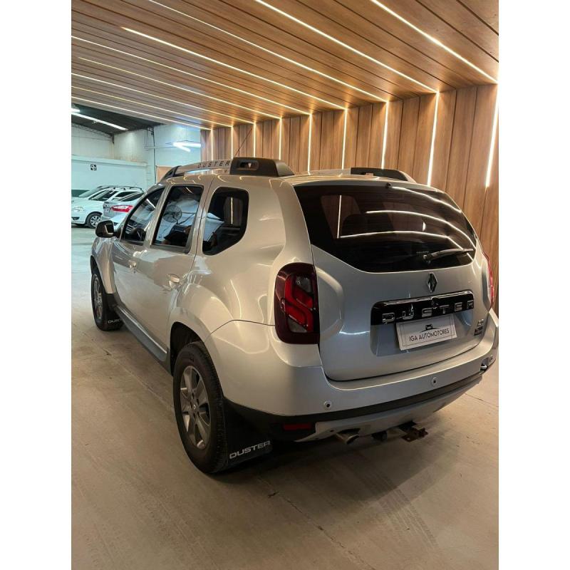 Duster 2.0 Privilege 70.000km - 6