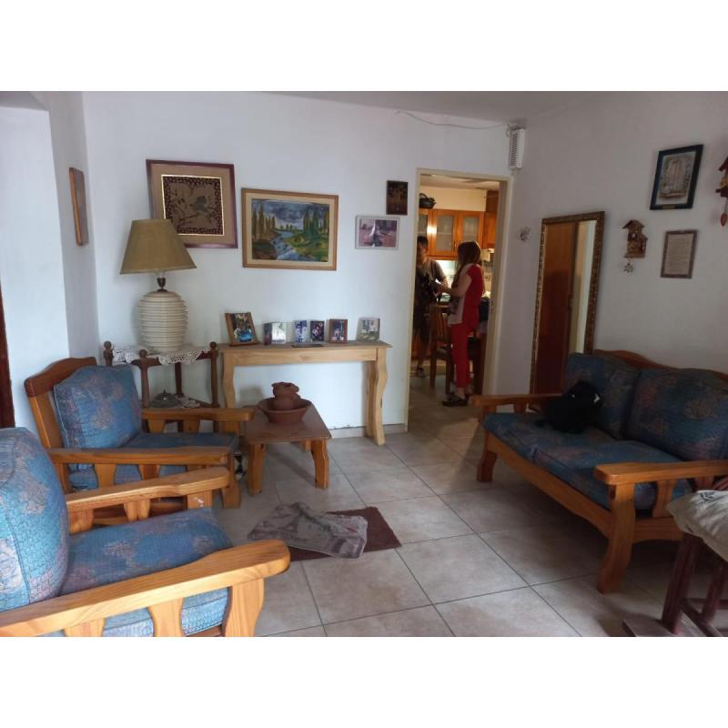 Amplia Casa en Venta - 3 Dorm. (Apta Crédito Hipotecario) - 2