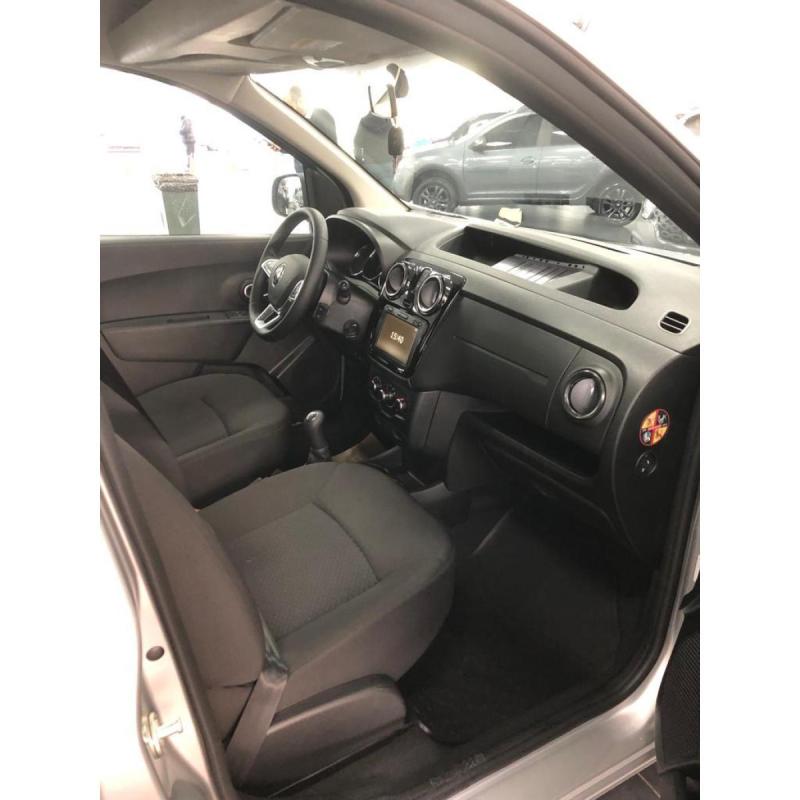 Renault Kangoo express 1.6l 5 asientos - 9