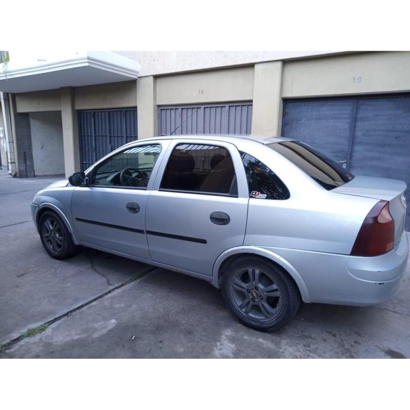 Vendo Corsa II 2009 1.8 Nafta - 6