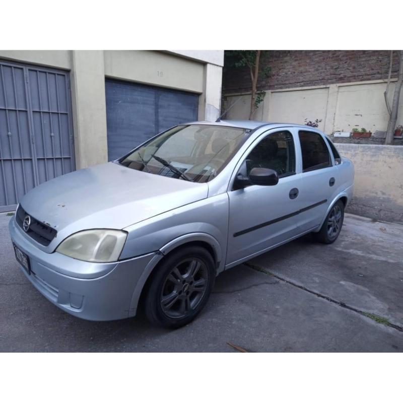 Vendo Corsa II 2009 1.8 Nafta - 7
