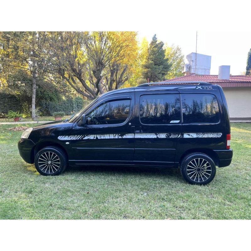 Vendo Berlingo XTR HDI 2017 excelente - 4