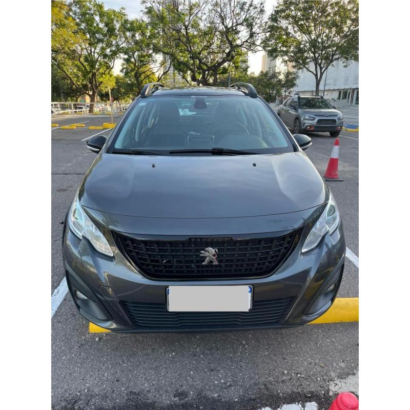 Peugeot 2008 in concert 1.6 Triptronic AM20. Año 2020