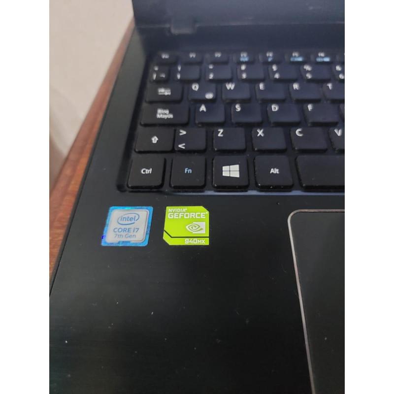 Vendo Notebook Acer 1tb de almacenamiento Procesador i7 7ma Generacion - 2
