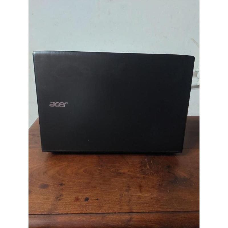 Vendo Notebook Acer 1tb de almacenamiento Procesador i7 7ma Generacion - 4