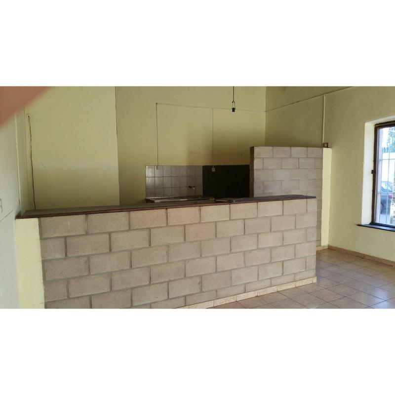 Alquilo Local Comercial Sobre Dos Avenidas Av. 9 De Septiembre Esquina 1° De Mayo