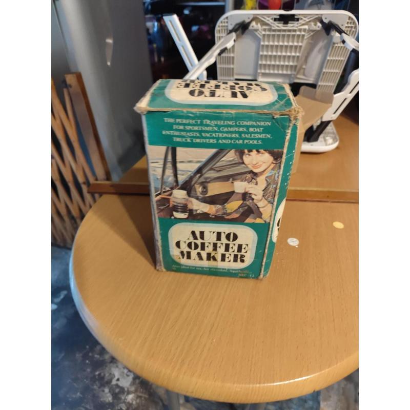 Antigua Cafetera Para Automovil 12v Usada