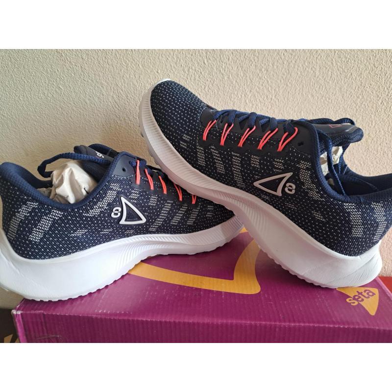 Zapatillas talle 39.