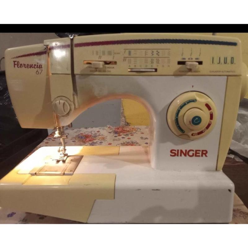 Maquina De Coser "singer" - 3