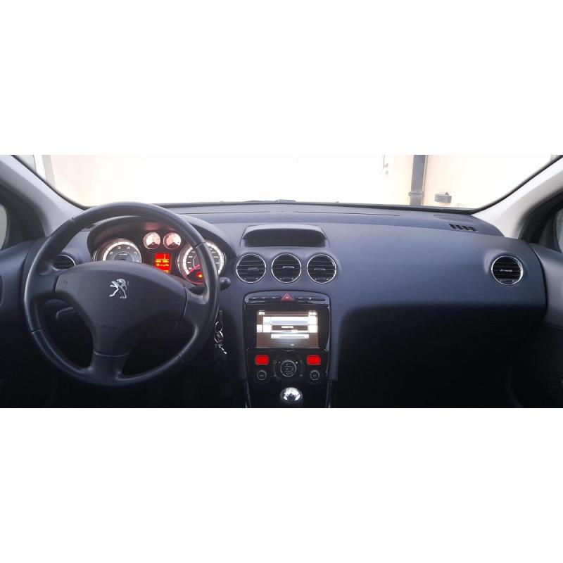 Impecable Peugeot 308 Allure Navegador, Esp 2017 1.6 - 5/6