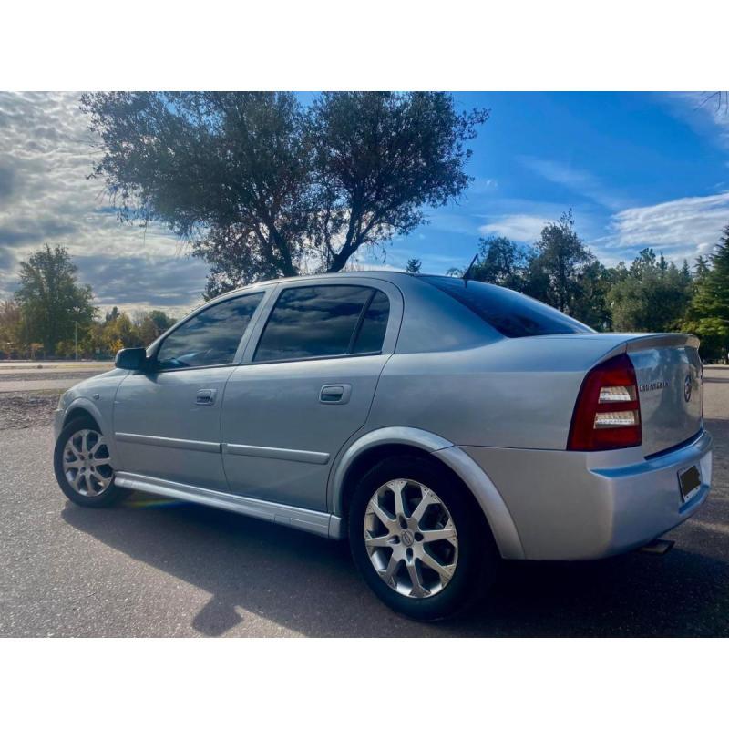 Vendo - Único dueño - 6