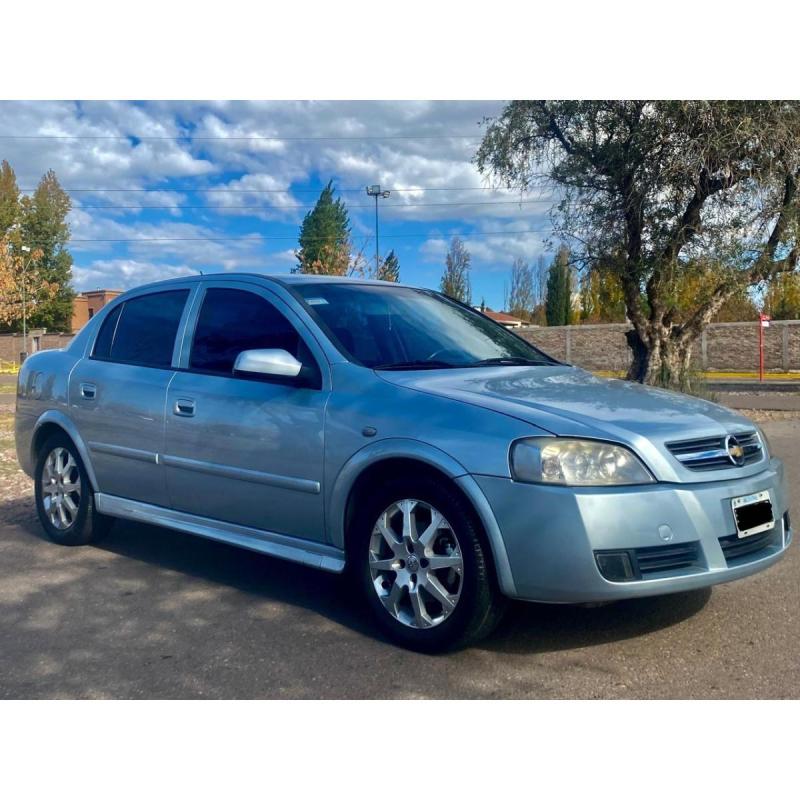 Vendo - Único dueño - 10