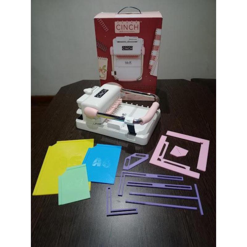 Anilladora Encuadernaciòn Cinch We R Memory Keepers Rosa (Usado)