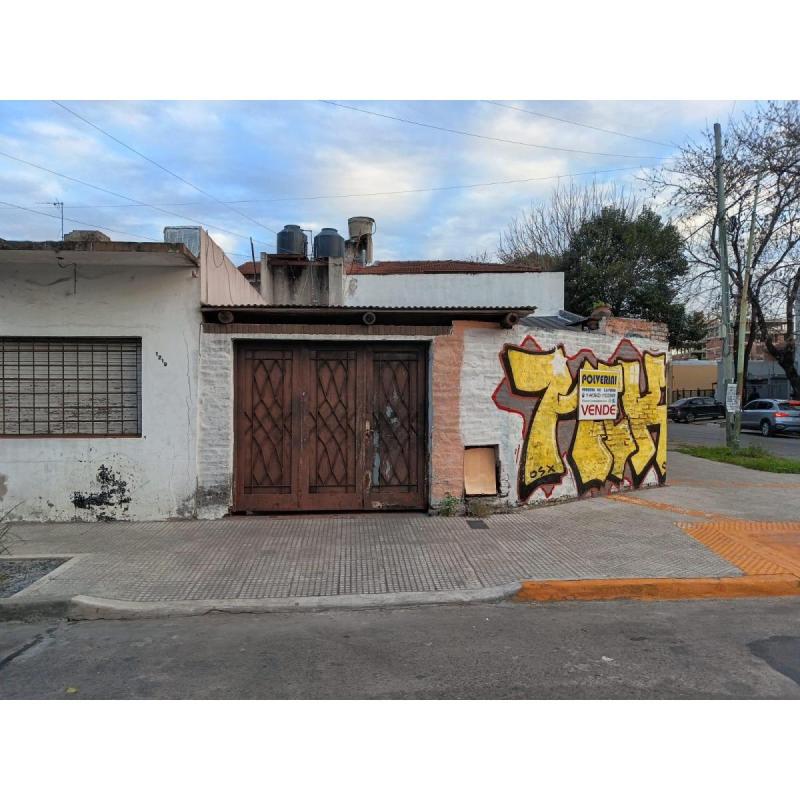 Vendo esquina y ante esquina