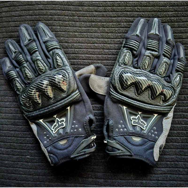 Guantes Moto FOX - Bomber Black c/protecciónes