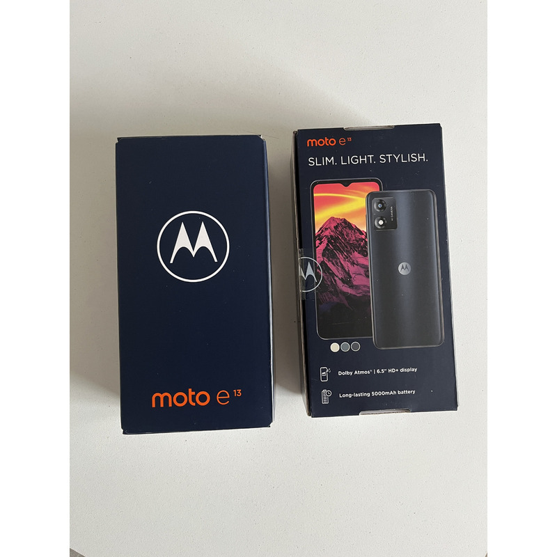 Motorola E13 Slim Light Stylish 8GB+128GB - Nuevo, En Caja Cerrada - 2
