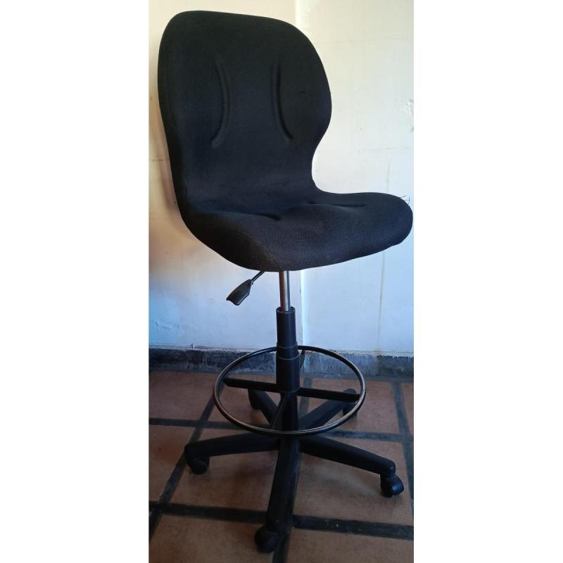 Vendo silla Cajera giratoria - 3