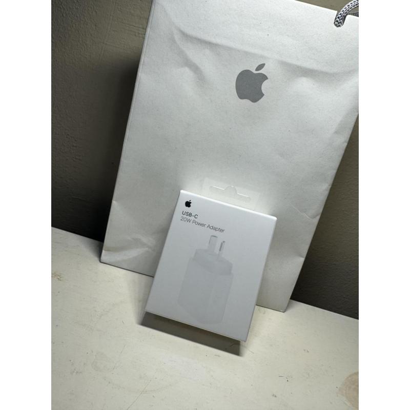 cargador original de apple 20w (pata argentina)