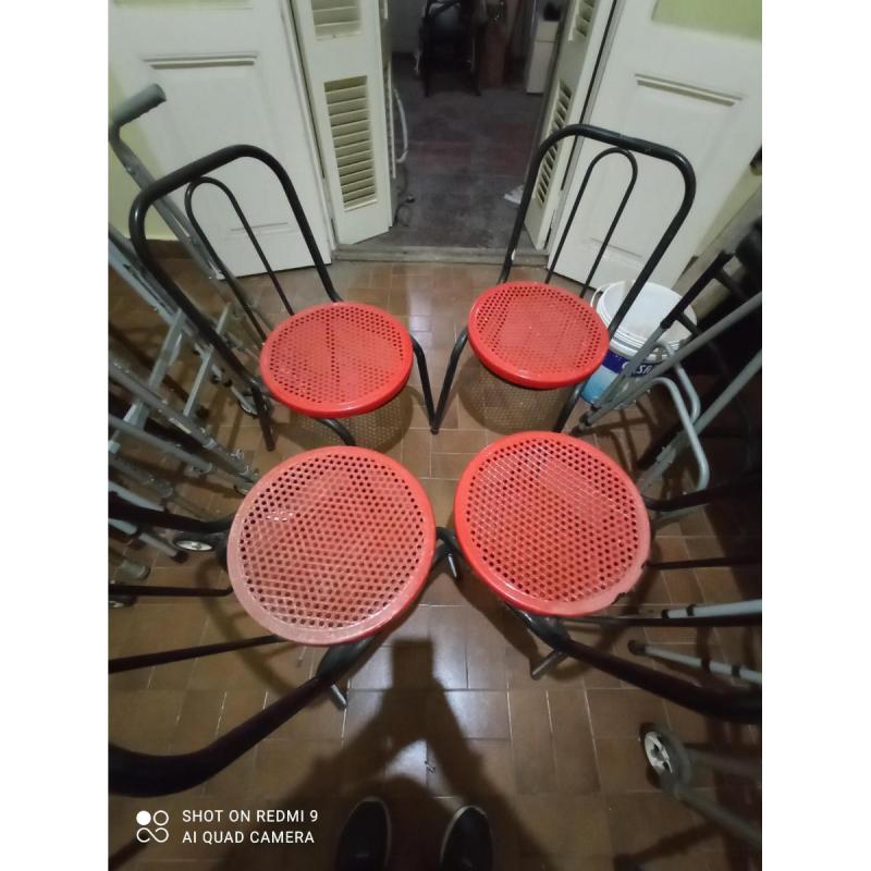 Sillas de Chapa Perforada