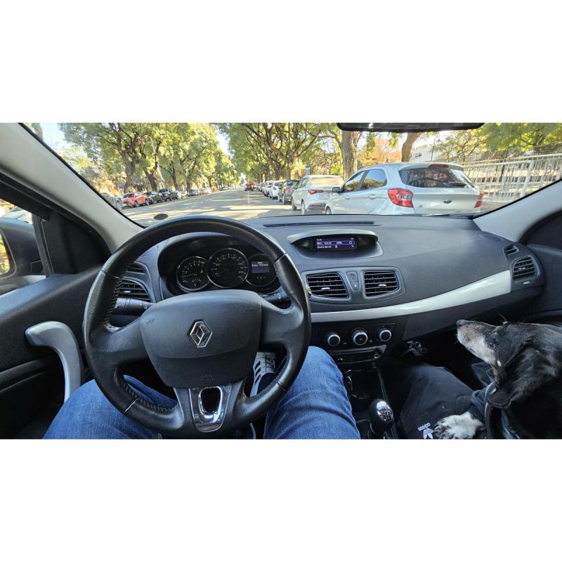 RENAULT FLUENCE DINAMIC 2.O motor y caja Nissan - 4