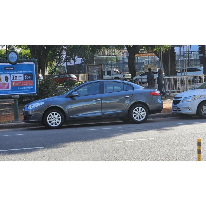 RENAULT FLUENCE DINAMIC 2.O motor y caja Nissan - 5