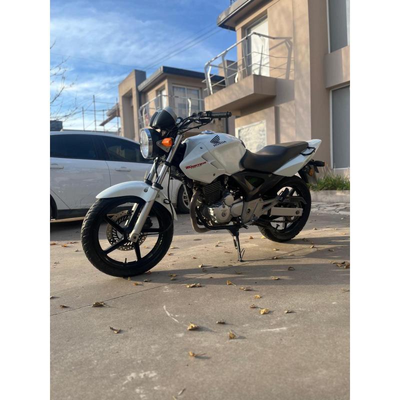 Honda twister 250