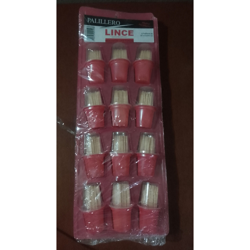 Palillos escarbadientes (12 de 50 palillos c/u)