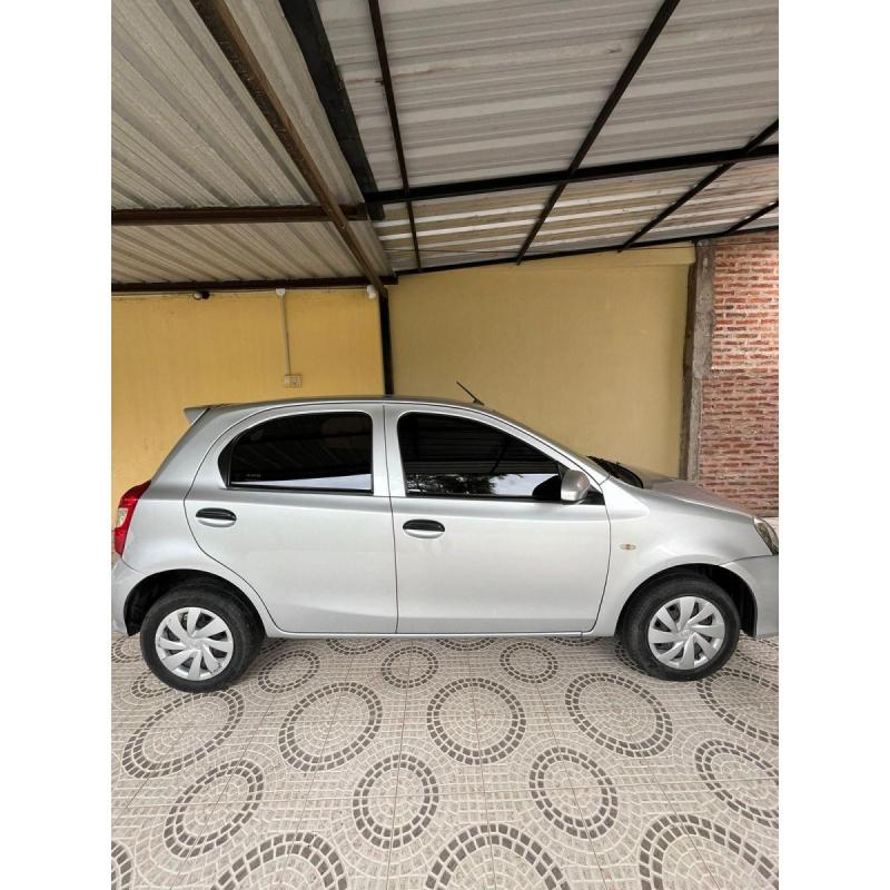 TOYOTA ETIOS X 5 Puertas 2020 43.000 km - 11