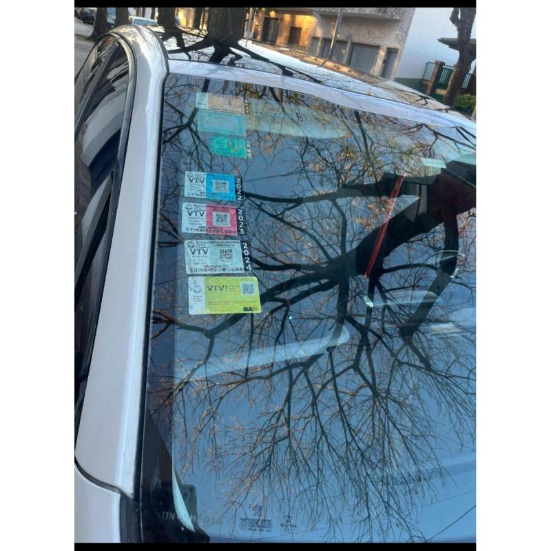 Peugeot 208 Allure 1.6 Touchscreen - 9