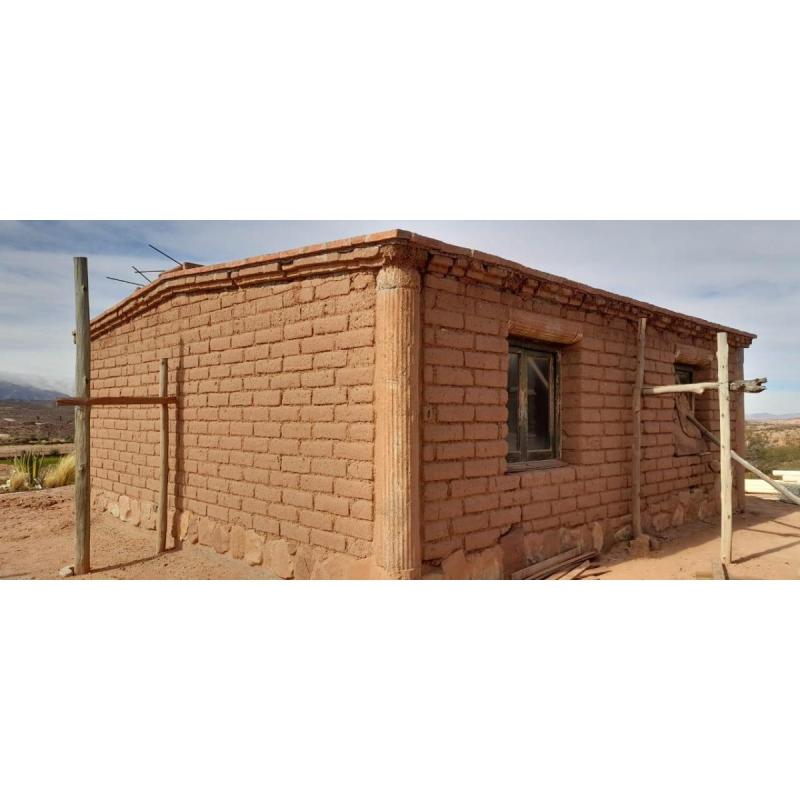 Vendo casa en la localidad de Amblayo - Departamento San Carlos