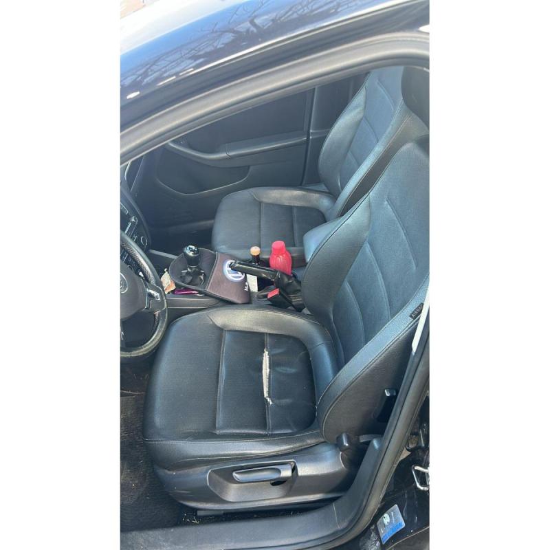 Vendo vento tdi 2012 140hp Con 190 mil km reales Caja de 6 manual 4 cubiertas nuevas - 6