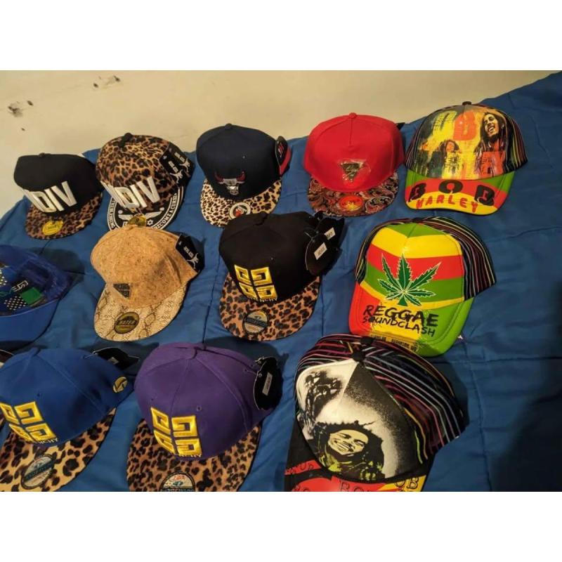Gorras planas nuevas - 2/4