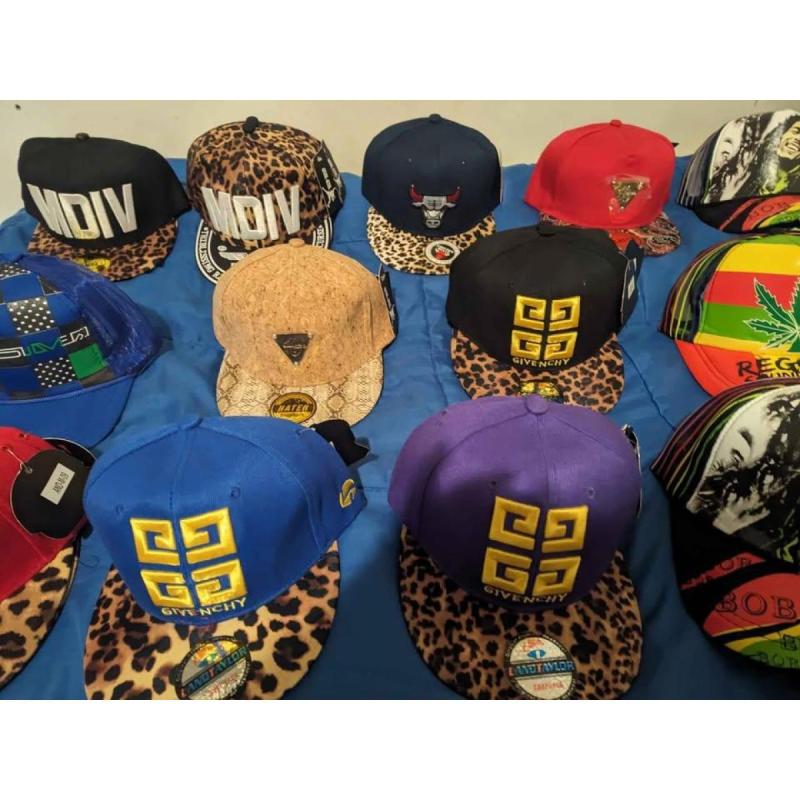 Gorras planas nuevas - 3/4
