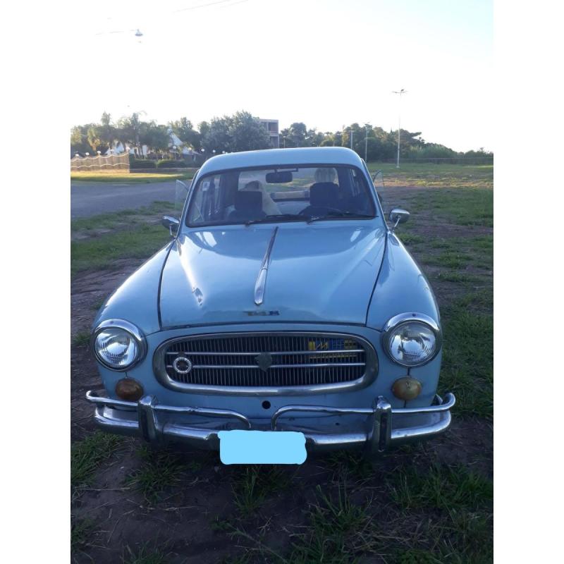 Pick up Peugeot T4B doble cabina original de fábrica, con GNC y titular al día.