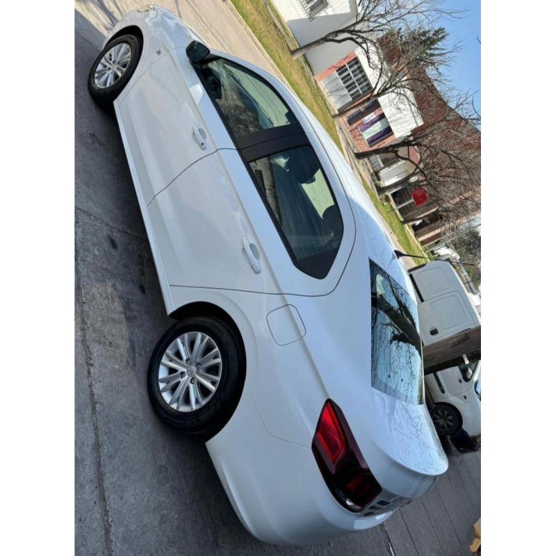 Peugeot 301 Allure 1.6 HDI Sedan 4 puertas. Modelo 2018. Única mano. 154.000 km.