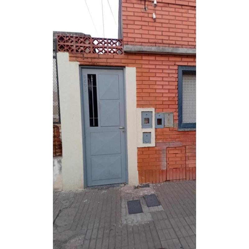 Vendo/Permuta/Departamento De Pasillo