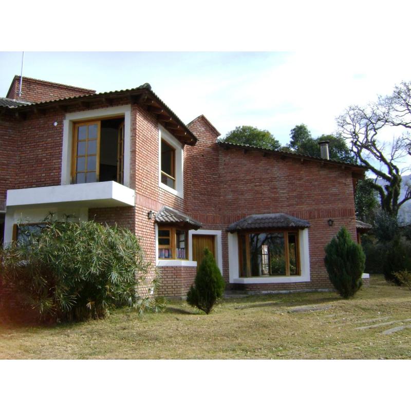 Vendo casa en Castellanos, Salta. Excelente oportunidad.