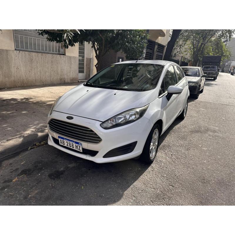 Ford Fiesta 1.6L S Plus Año 2017